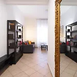 Mila Apartments Via Lecco